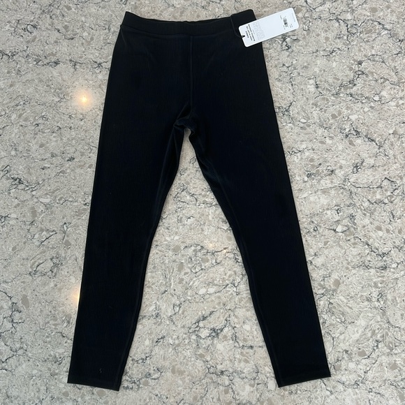 ALO Yoga Pants - Alo Yoga Ribbed High-Waist 7/8 Blissful Legging Size M